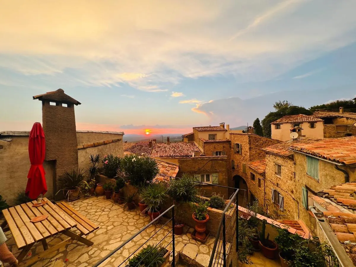 Penthouse Studio Privee Couple Ou Famille- La Maison Searle A Tourtour